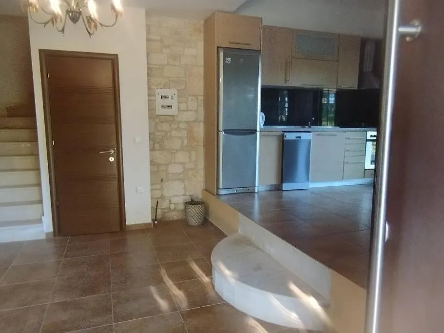 Comfort Villa With Garden And View Kriopigi